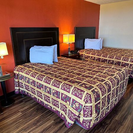 Country Hearth Inn & Suites Картърсвил Екстериор снимка
