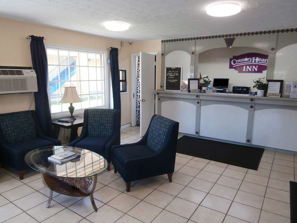 Country Hearth Inn & Suites Картърсвил Интериор снимка